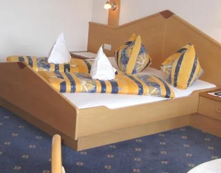 Small Sonne Hotel 3*